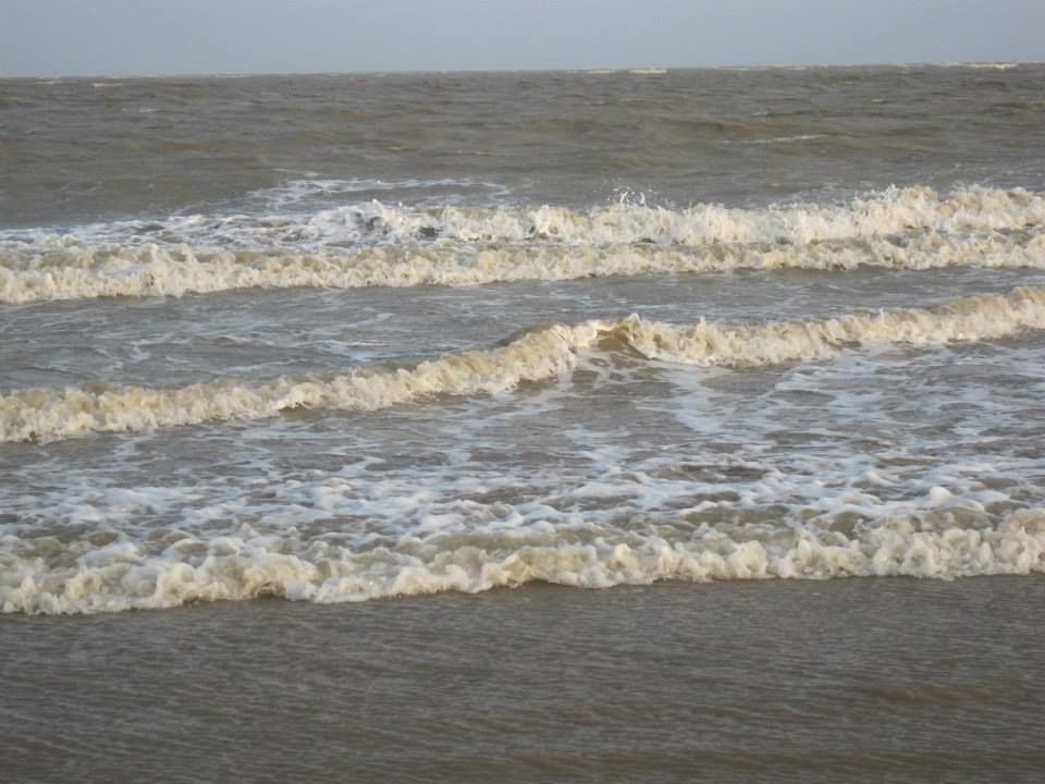 Photo of A quiet beach in the neighboring State, Talsari! by Ryokõ-shä