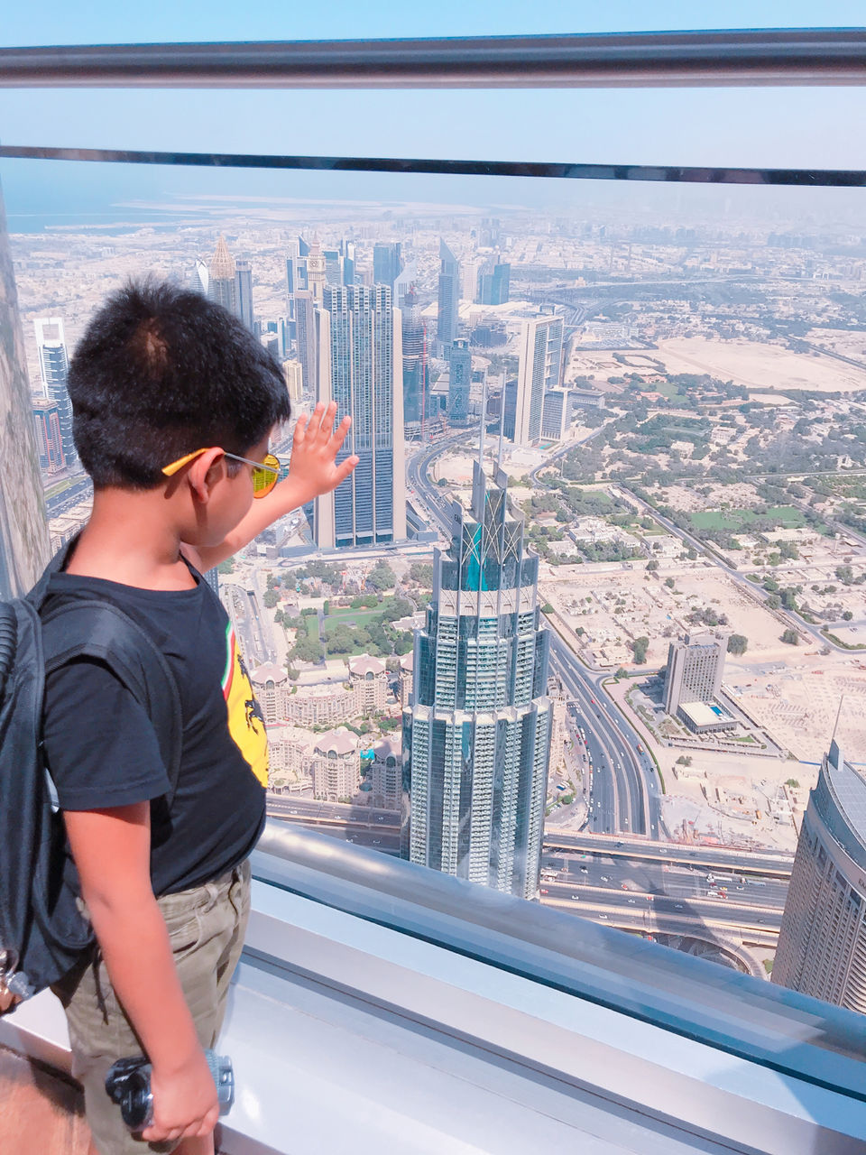 Photo of Burj Khalifa - Sheikh Mohammed bin Rashid Boulevard - Dubai - United Arab Emirates by Vandana Goenka