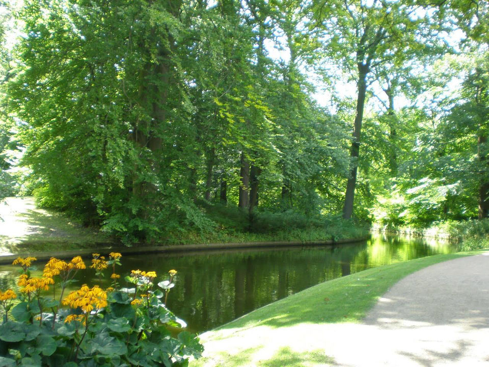 Photo of Frederiksberg Gardens, Frederiksberg, Denmark by Vandana Goenka