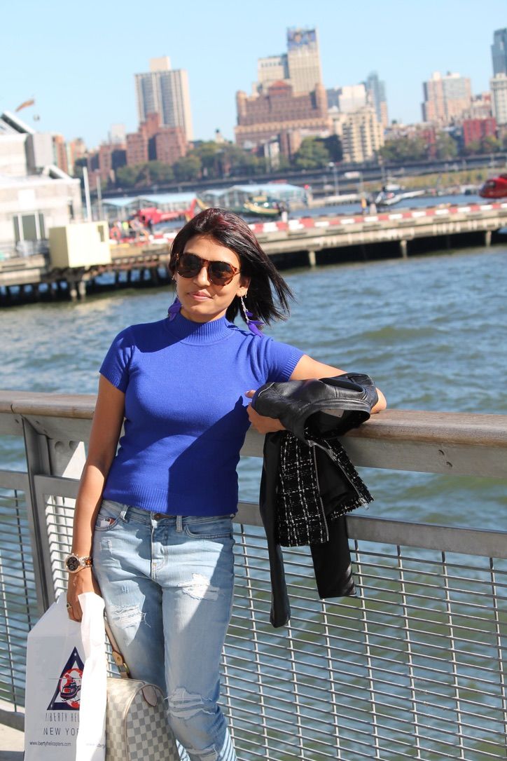 Photo of Liberty Helicopter Tours Marketing Office, East River Bikeway, New York, NY, USA by Vandana Goenka