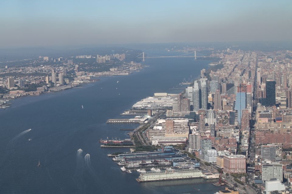 Photo of Liberty Helicopter Tours Marketing Office, East River Bikeway, New York, NY, USA by Vandana Goenka