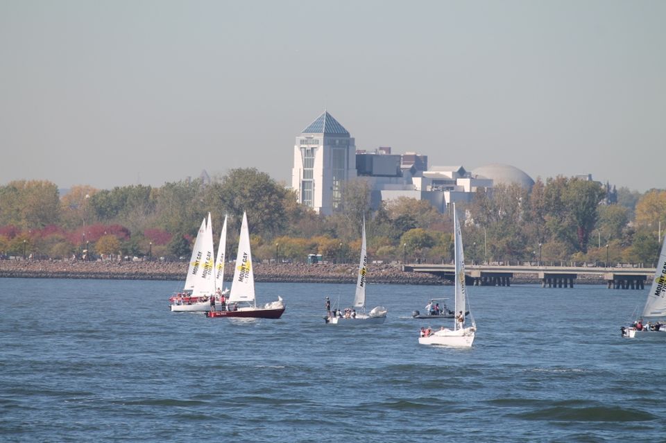 Photo of Liberty Helicopter Tours Marketing Office, East River Bikeway, New York, NY, USA by Vandana Goenka