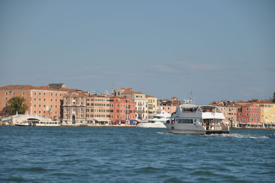 Photo of Venice, Italy by Vandana Goenka