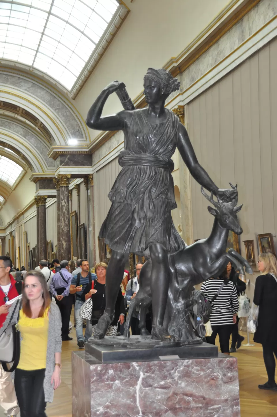 Photo of Louvre Museum, Rue de Rivoli, Paris, France by Vandana Goenka