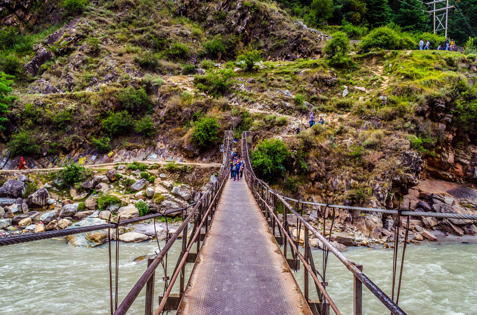 Photo of Every Reason Why I Will Never Travel With My Photographer Boyfriend Again 15/16 by Sreshti Verma