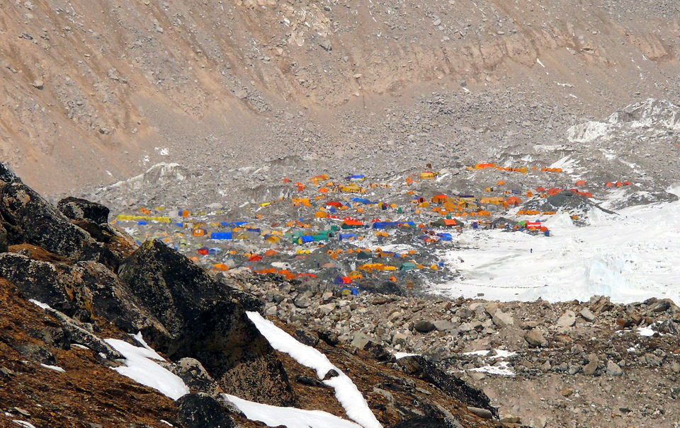 Photo of Free WiFi At 17,600ft! Mount Everest Just Got Cooler! 1/1 by Sreshti Verma