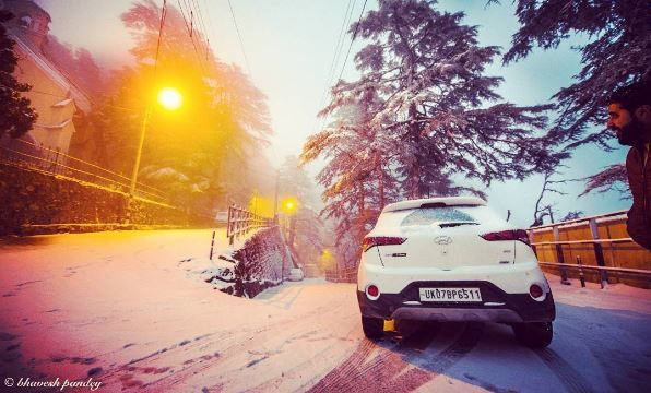 Photo of Snowfall In Mussoorie After 19 Years Looks As Magical As You'd Expect 5/17 by Sreshti Verma