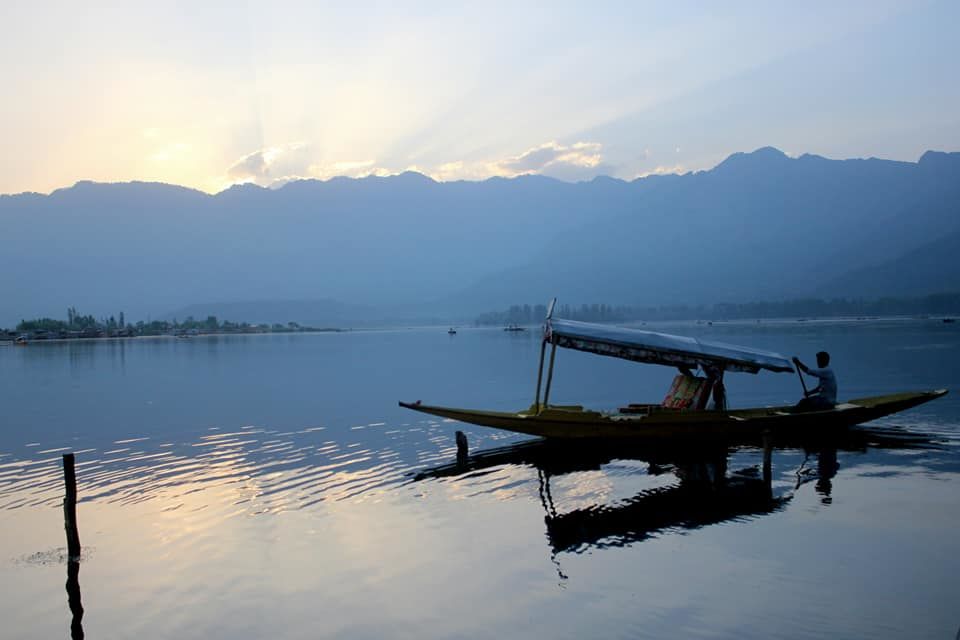 Photo of Kashmir-Ladakh-Himachal Tour (Chapter-I : Jammu-Srinagar-Dras) by Amit