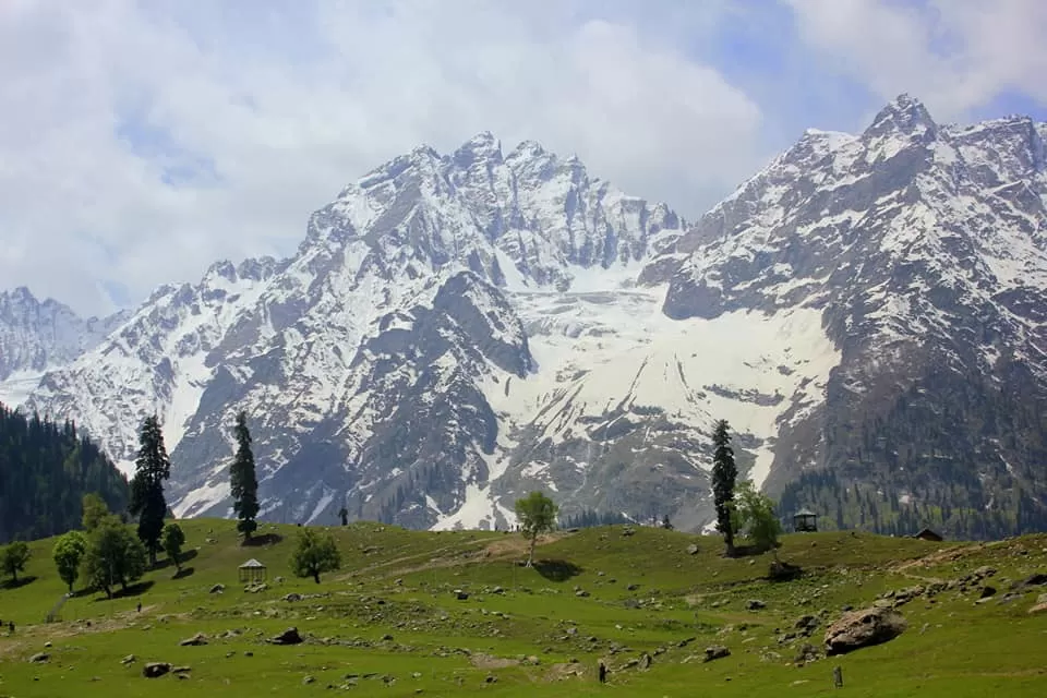 Photo of Dal Lake, Srinagar by Amit