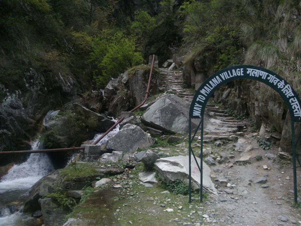 kasol to malana trek distance