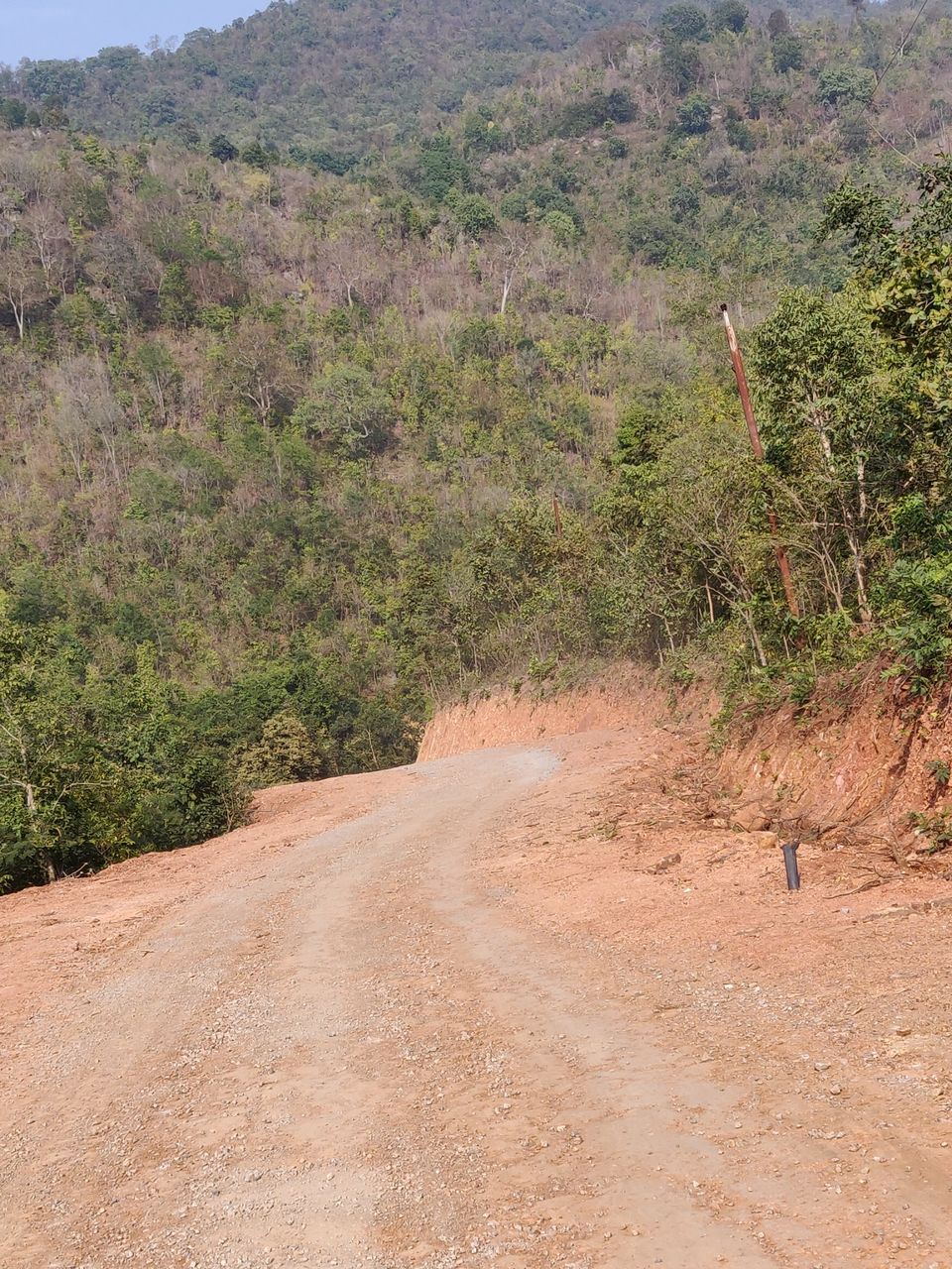 Photo of Katiki Waterfalls Road, Andhra Pradesh, India by Sudhu