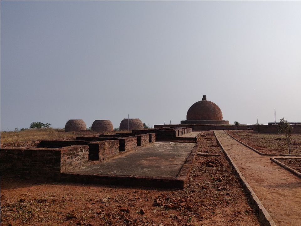 Photo of Thotlakonda Ancient Buddhist Monastery, Beach Road, Thimmapuram, Visakhapatnam, Andhra Pradesh, India by Sudhu
