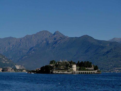 Photo of Stresa, Verbano-Cusio-Ossola, Italy by Kristoffer