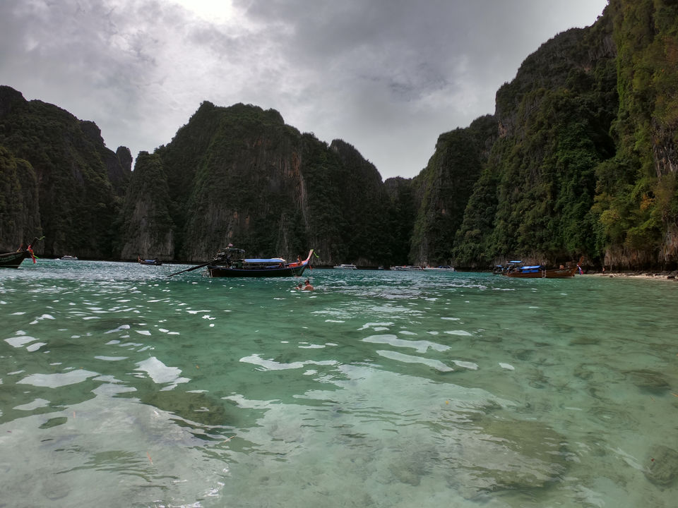 Photo of Maya Bay, Thailand by himalayan_zombies