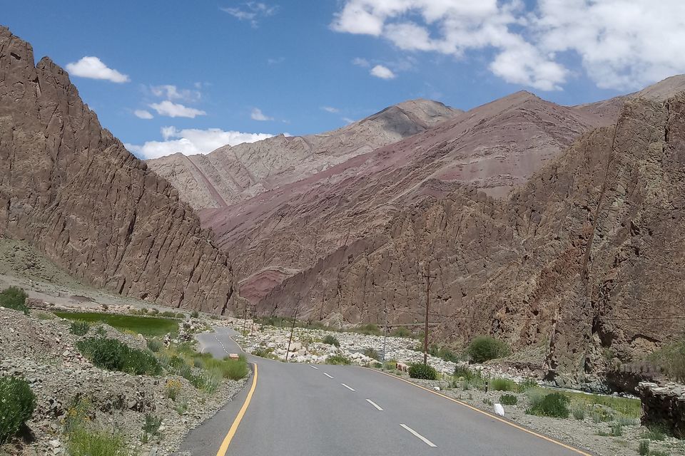 Photo of Every Halt, Stopover and Stay you need to know while heading to Leh,Ladakh via road from Manali! by Shruthi Rao