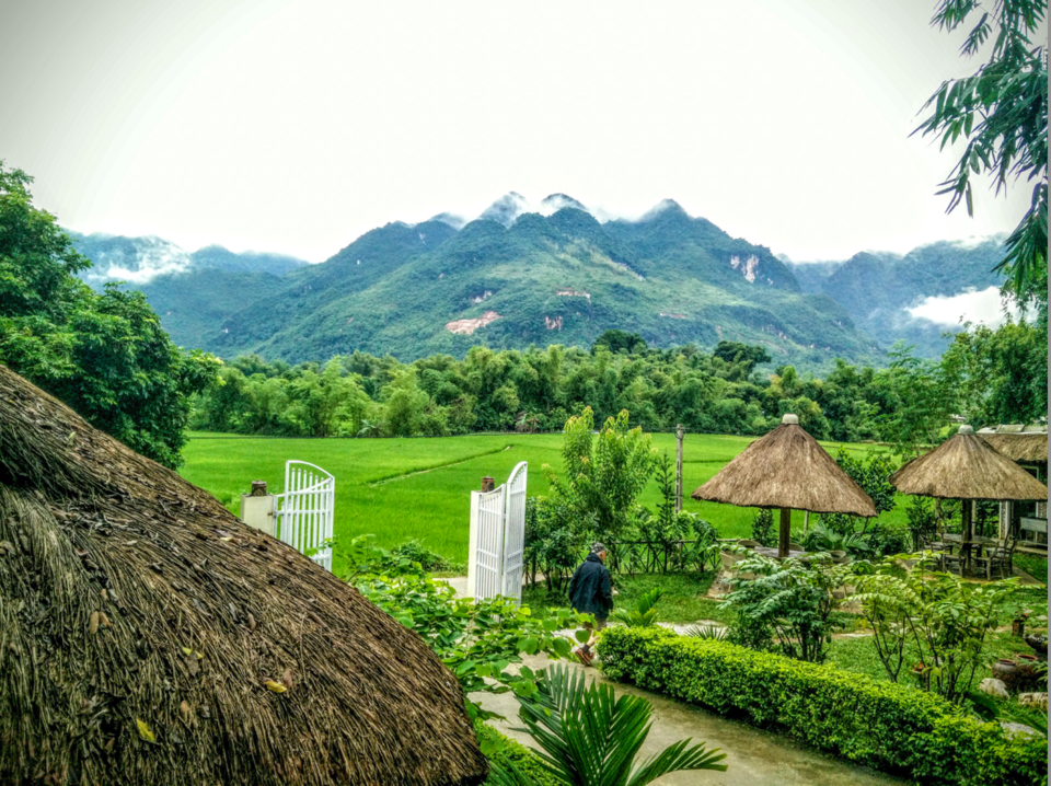 Photo of 5 Reasons Why I Ditched Europe for Vietnam #fivereasons 2/4 by Sandeep Sreedhar