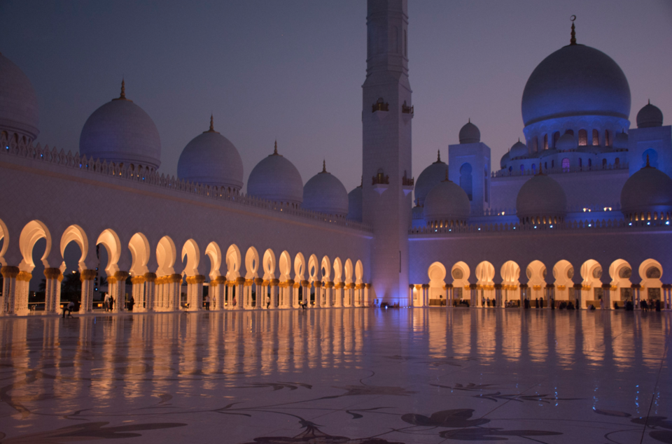 Photo of Photographing the Grand Mosque of Abu Dhabi. 1/3 by Sandeep Sreedhar