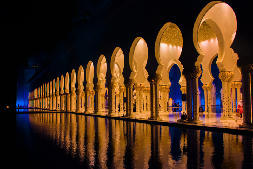 Photo of Photographing the Grand Mosque of Abu Dhabi. by Sandeep Sreedhar