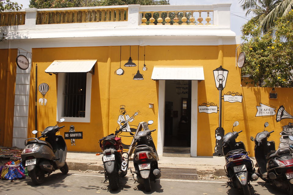 Photo of Vibrant streets de Pondicherry 9/36 by Nimish