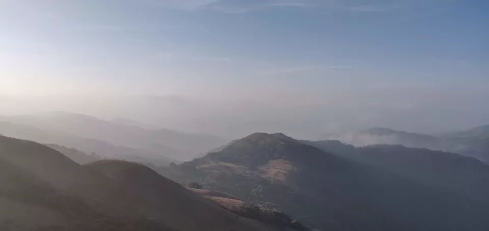 Photo of Mandalpatti Peak, Madikeri, Karnataka, India by Vikas Kawade