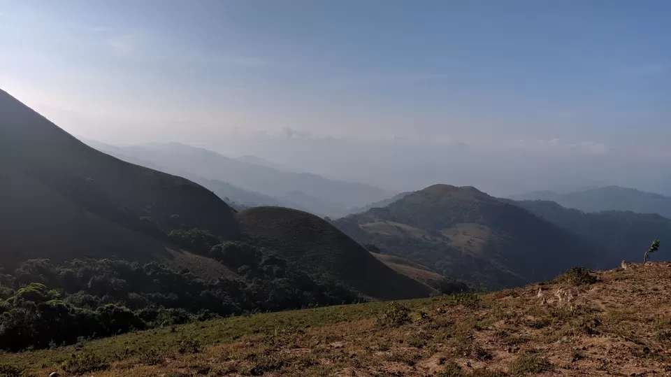 Photo of Mandalpatti Peak, Madikeri, Karnataka, India by Vikas Kawade