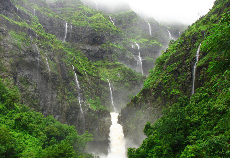 Photo of 10 incredible Waterfalls in Maharashtra that will leave you speechless by Ashish