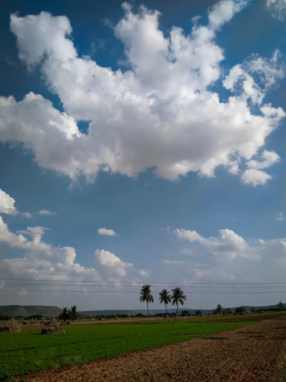 Photo of Pattadakal Road, katapur, Karnataka, India by Ashish