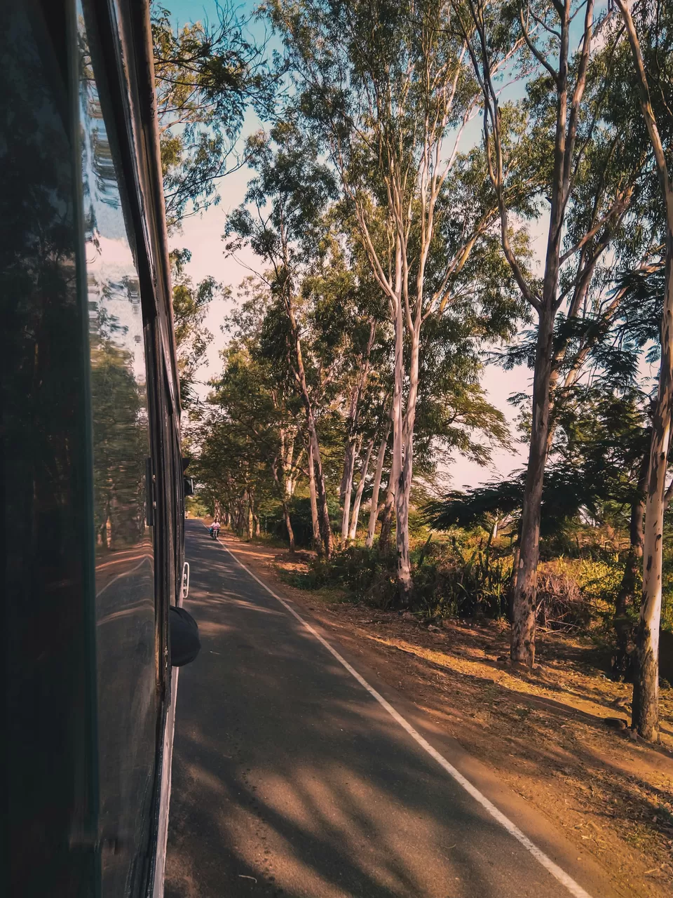 Photo of Pattadakal Road, katapur, Karnataka, India by Ashish