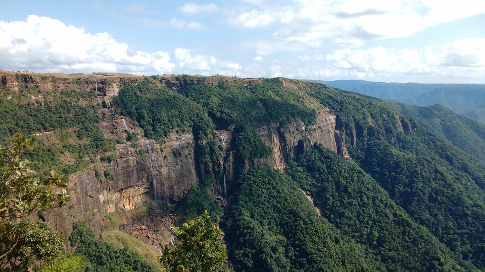 Photo of Meghalaya: The cloud abode!(NH7+towning around) #northeastphotos by Prerna Gupta
