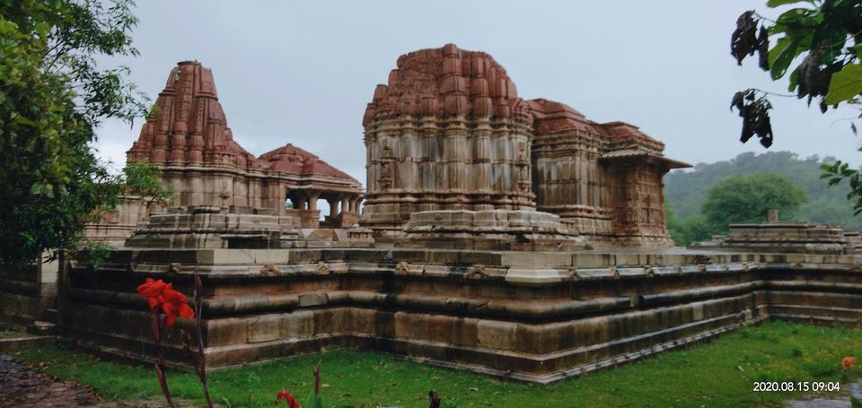 Photo of Saas Bahu Mandir, Udaipur, Rajasthan, India by Rishabh Bharawa