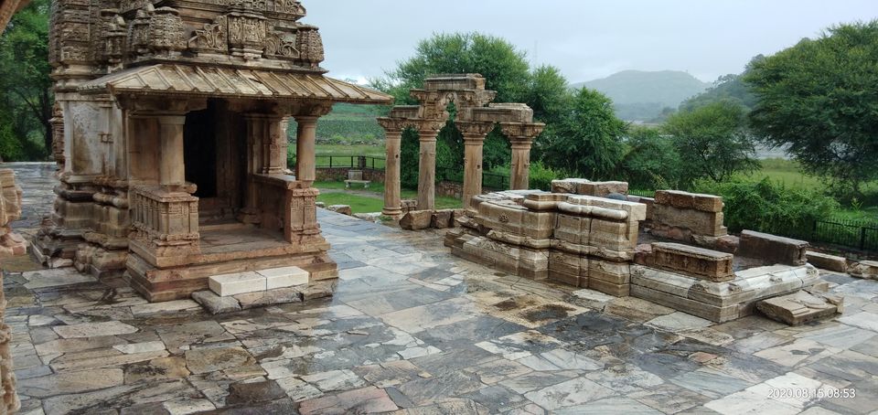 Photo of आखिर सास-बहु मंदिर मे किस की पूजा होती हैं ? by Rishabh Bharawa