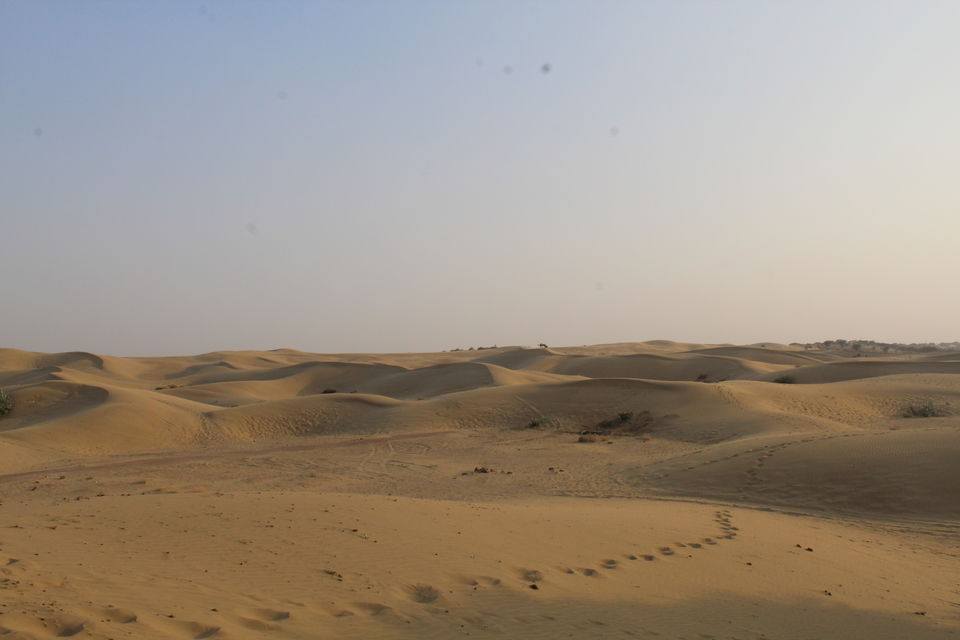 Photo of Sam Sand Dunes Jaisalmer, Sam, Rajasthan, India by Rishabh Bharawa