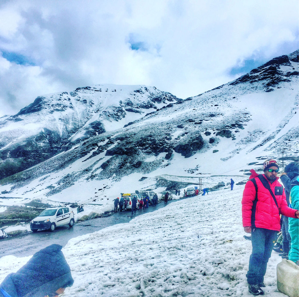 Photo of हिमाचल प्रदेश-अनन्त बर्फ की चोटियों की भूमि #MonsoonYatra by Vivek Khade