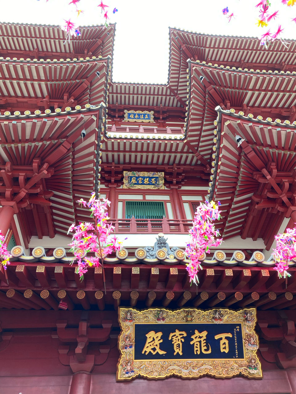 Photo of South Bridge Road, Buddha Tooth Relic Temple, Singapore by Suchitra Sayeeram