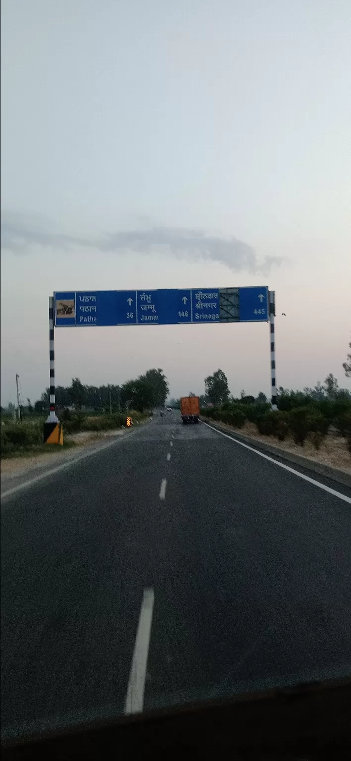 Photo of Jammu by 𝙶𝚊𝚞𝚛𝚊𝚟 𝙺𝚘𝚑𝚕𝚒✨ 