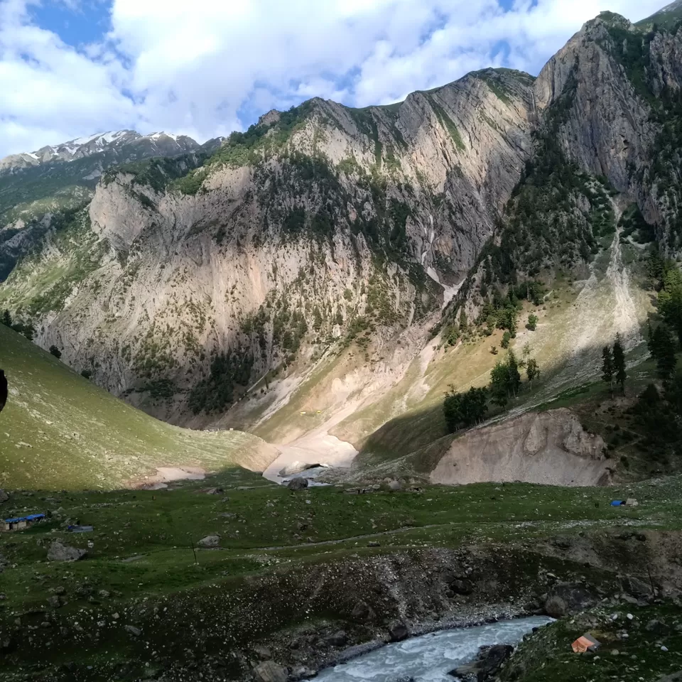 Photo of Amarnath Gufa by 𝙶𝚊𝚞𝚛𝚊𝚟 𝙺𝚘𝚑𝚕𝚒✨ 