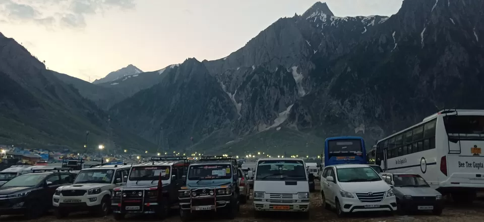Photo of Srinagar by 𝙶𝚊𝚞𝚛𝚊𝚟 𝙺𝚘𝚑𝚕𝚒✨ 