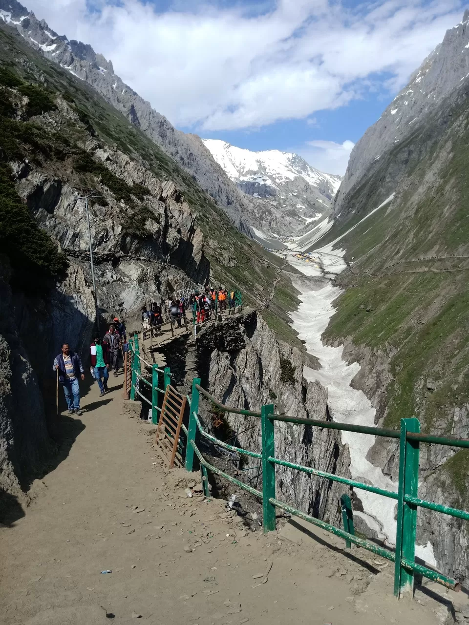 Photo of Amarnath Gufa by 𝙶𝚊𝚞𝚛𝚊𝚟 𝙺𝚘𝚑𝚕𝚒✨ 