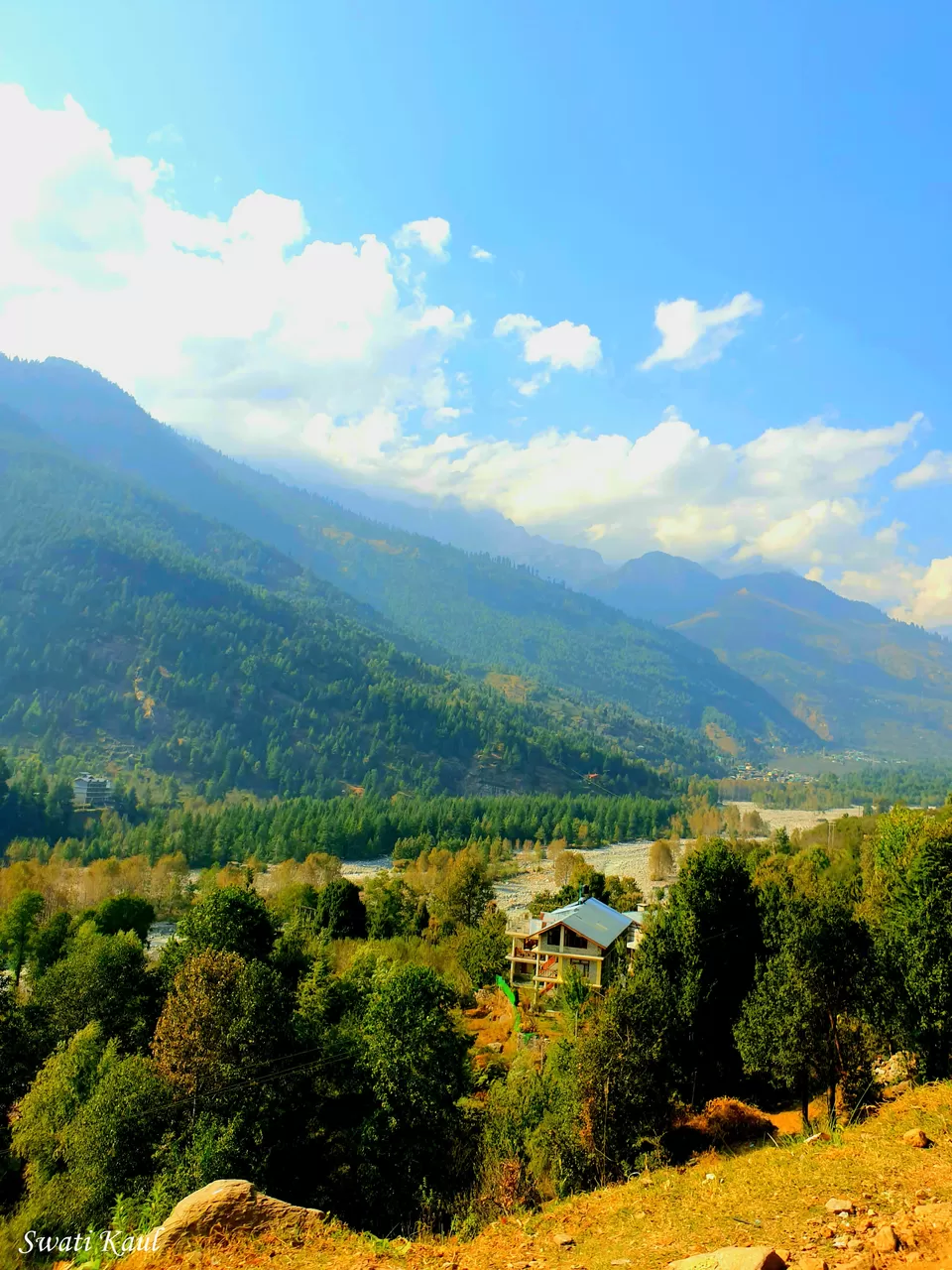 Photo of Manali, Himachal Pradesh, India by Swa-T