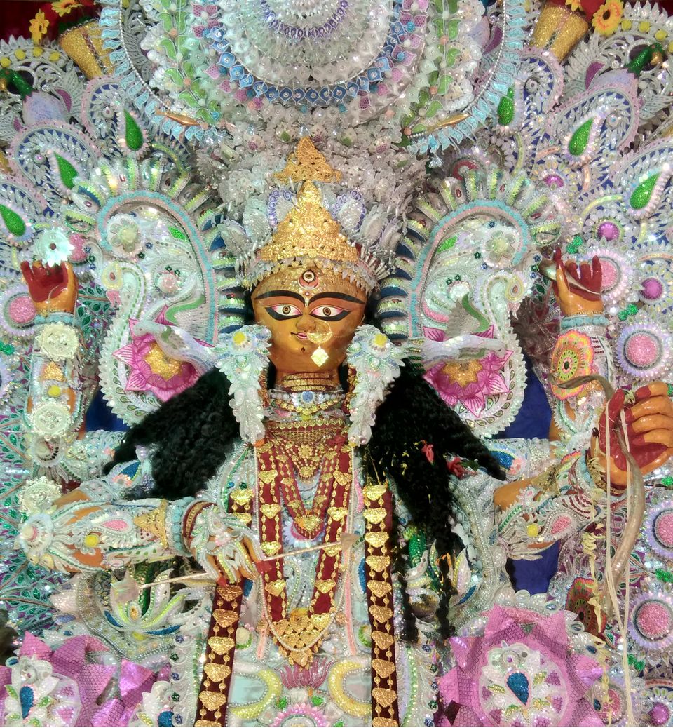 Photo of ঐতিহ্যের সমন্বয়ে কৃষ্ণনগরের জগদ্ধাত্রী পুজোর আয়োজন এবং বিবরণ... by Deya Das