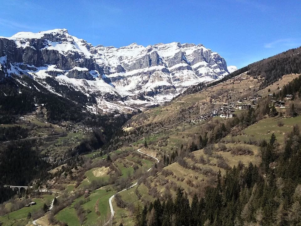 Photo of Albinen, Switzerland by Deya Das