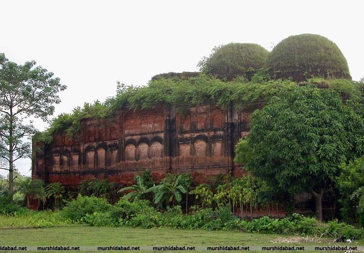 Photo of Futi Masjid, Barowaritala, Murshidabad, West Bengal, India by Deya Das