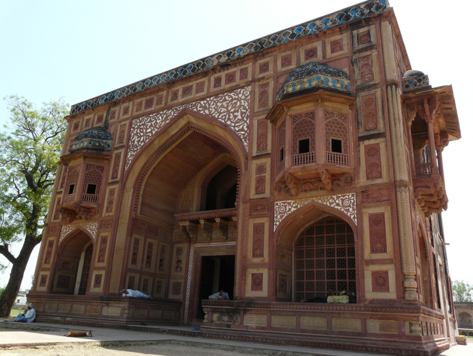 Photo of Kanch Mahal, Tomb of Akbar The Great Area, Sikandra, Agra, Uttar Pradesh, India by Deya Das