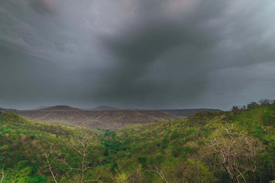 Photo of ইন্দোরের রানিকুন্য জলপ্রপাত অজানা এক রহস্য ! by Deya Das