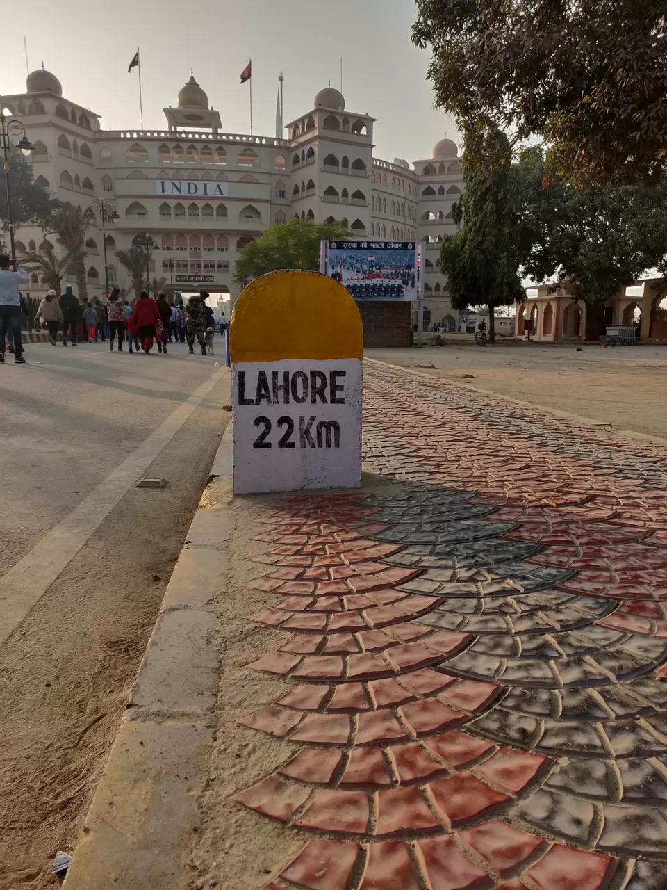 Photo of Wagah, Wagah, Lahore, Punjab, India by Confusedwanderer 