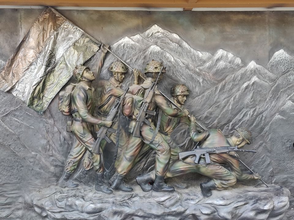 Photo of War Memorial, Kachehri Road, Jawahar Nagar, Dharamshala, Himachal Pradesh, India by Confusedwanderer