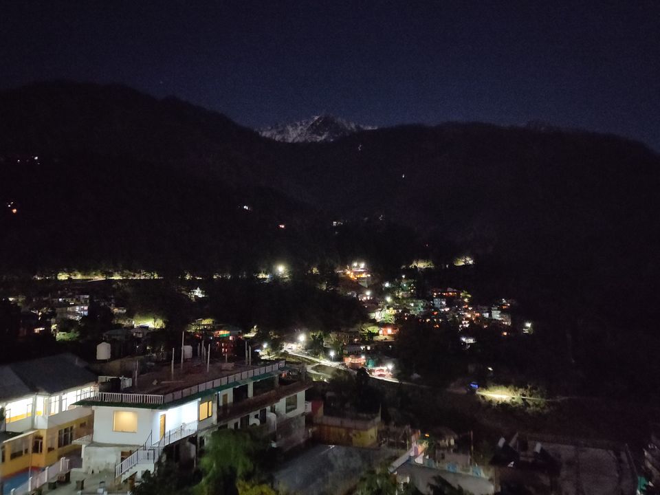 Photo of Tibet World, McLeod Ganj, Dharamshala, Himachal Pradesh, India by Confusedwanderer