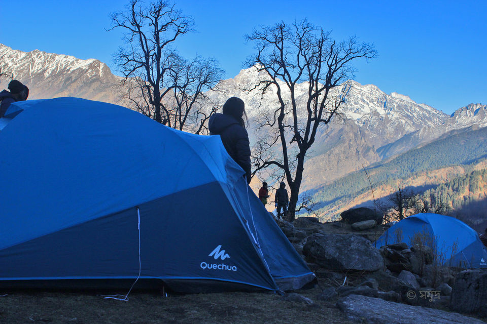 Photo of The warmth of friendship on the snow clad slopes of Kuari Pass by Samudra Sengupta
