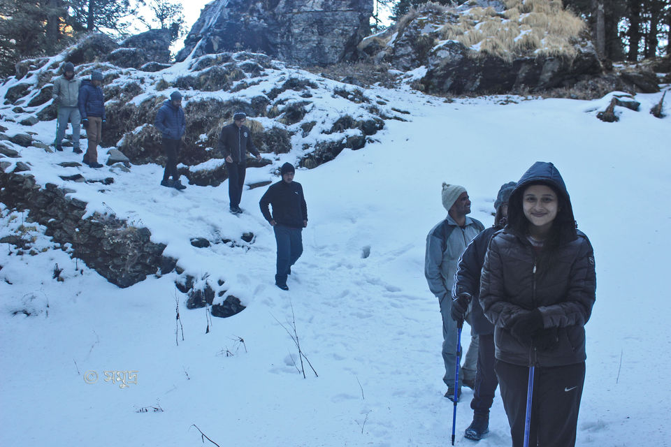 Photo of The warmth of friendship on the snow clad slopes of Kuari Pass by Samudra Sengupta
