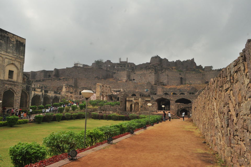 Photo of A climb up the Golconda Fort 2/5 by Baidehi Ghosh